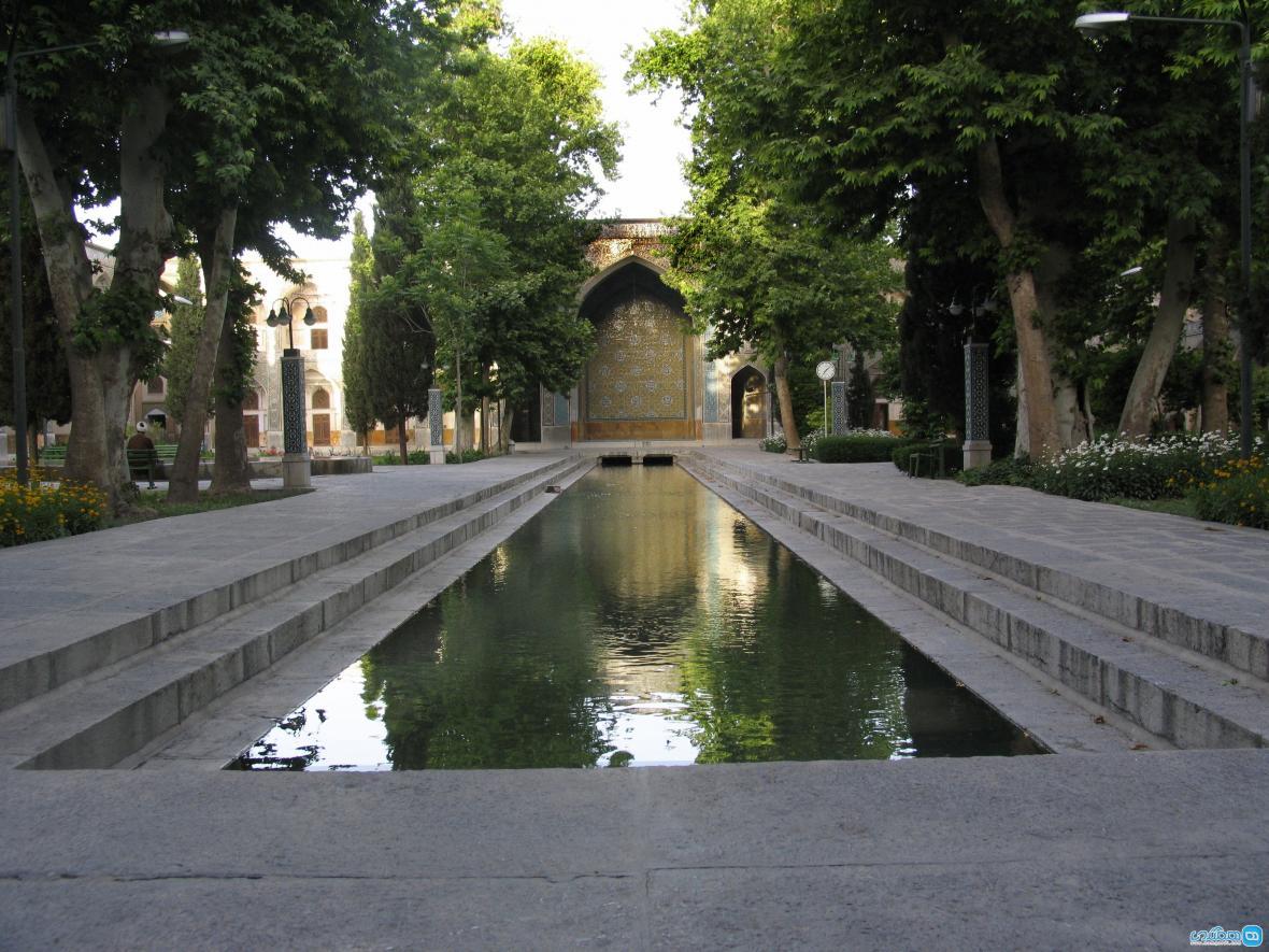 مدرسه چهارباغ اصفهان ، بنایی متاثر از معماری عصر صفویه