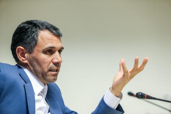 بدری: دولت برای ثبات قیمت ها تدبیری کند