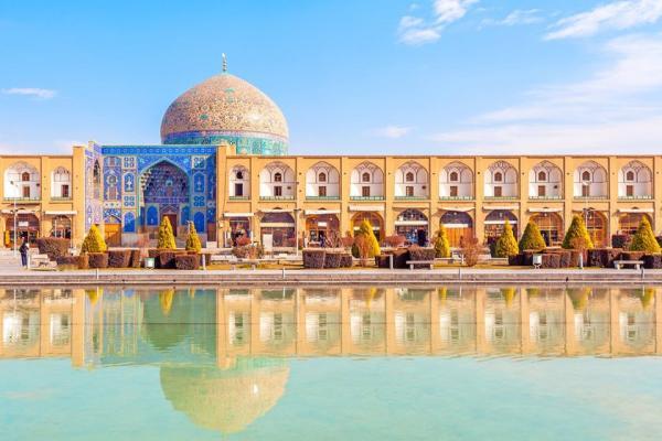 میدان نقش دنیا اصفهان از نگاه سفرنامه نویسان خارجی (قسمت اول)